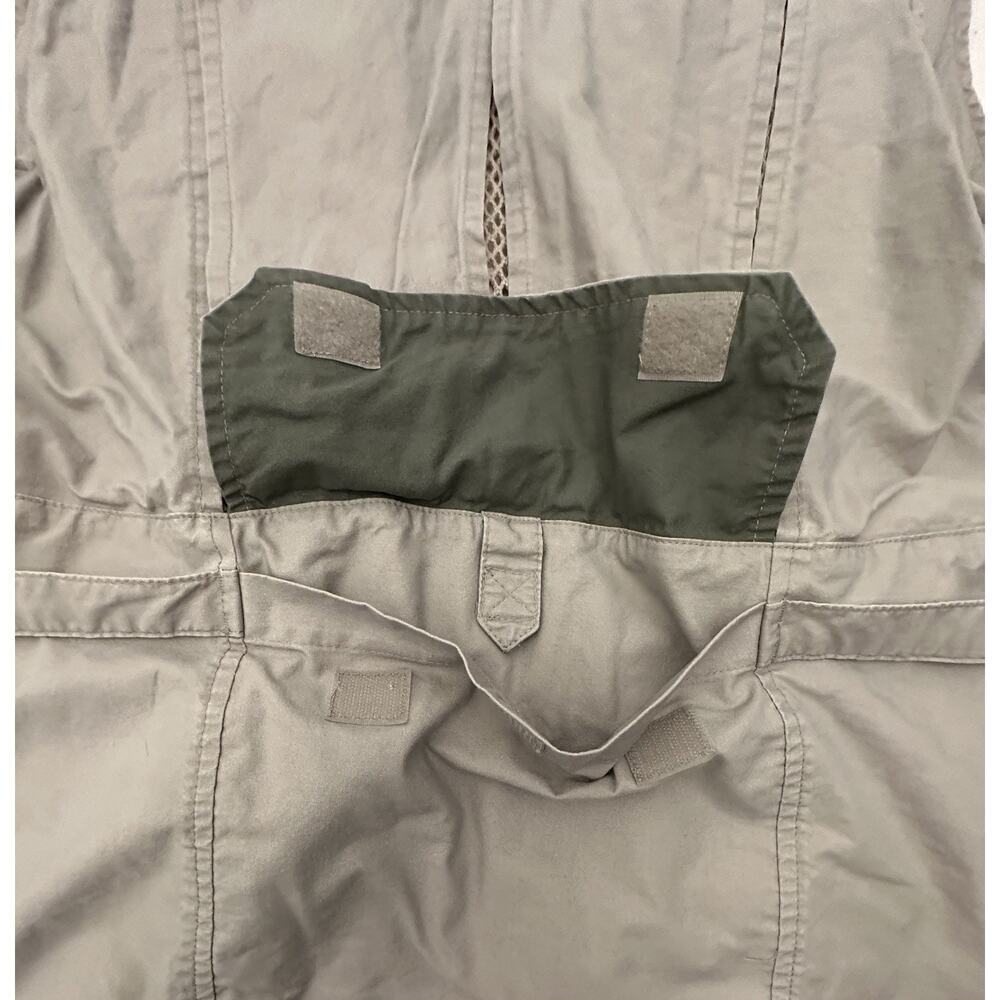 Cabelas Safari Series Vest Mens Large Tan Fishing Hunting Hiking Utility Cargo - Picture 8 of 11